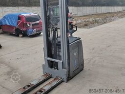 Still EXV 14 LION 5.3m/ 2022y/ 2750mh