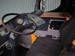 Liebherr LTM1150-6.1 Dutch Vehicle Registration, Valid Abom