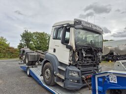 MAN TGS 26.470 6x2  BRANDSCHADEN