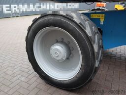 Genie S125 Diesel, 4x4x4 Drive, 40.1m Working Height, 24
