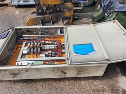 TRUNINGER 2 x 4 ton / 2 x 1200 kg. / 2 X 850 kg.