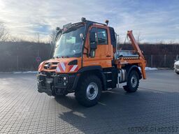 Mercedes-Benz Unimog U 219 mit Jotha Aufbau