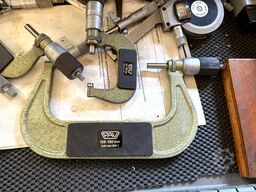 BOTT Workbench with contents