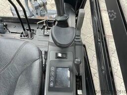 Eurotrac HE18CP / 2020 / nur 135h / Löffelpaket