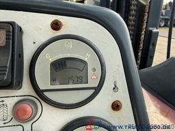 Moffett Mitnahmestapler 4 Wege Allrad NX Typ M 4 25.4