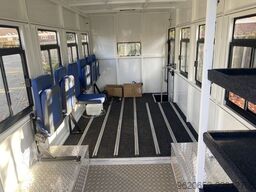 Bringo wheelchair / packages