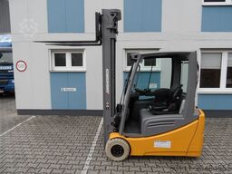 Jungheinrich EFG 220 - 6,50 m Triplex - weiße Reifen