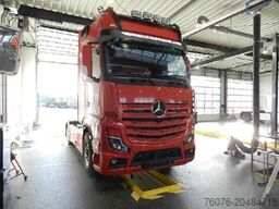 MERCEDES-BENZ MB 1863 LS Gigaspace Solostar Nebenantrieb