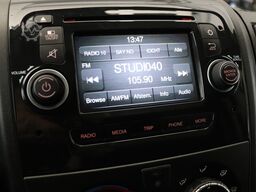 Peugeot Boxer 2.0 BlueHDI EURO 6 - Airco - Cruise - Rad...