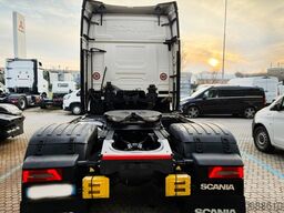 SCANIA R 460
