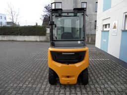 Jungheinrich DFG 425s - Triplex - Halbkabine - wenig Stunden