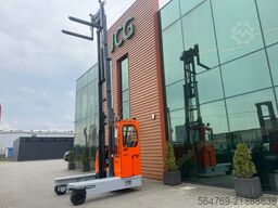 Hubtex DQ45G/Only 3310 h/Telscopic forks