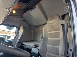 Iveco Stralis AS440S48T/P Intarder Spoiler 2xBett TÜV