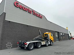 Ginaf X6 4243 CS HAAKARM/HOOKILT ABROLLER