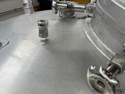 STAINLESS SERVICES LTD. 1,370 Litre