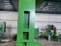 HYDRAULIC PRESS SMG 300t
