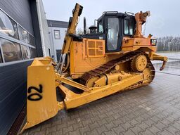 Caterpillar D6T