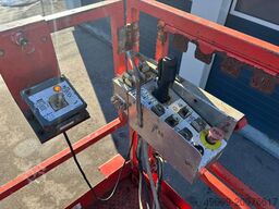 SkyJack SJ6832RT - 11,70m Diesel Scherenarbeitsbühne