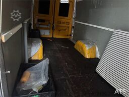 Mercedes-Benz 416 CDI Sprinter with tail lift