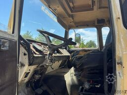 Renault G260 **BENNE-TIPPER**