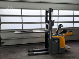 Jungheinrich ERC 214 KP Lithium