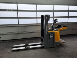 Jungheinrich ERC 214 KP Lithium