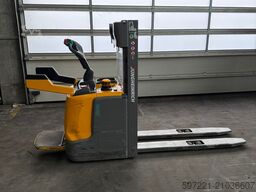 Jungheinrich ERC 214 KP Lithium