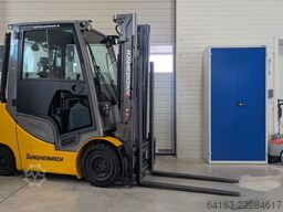 Jungheinrich DFG 320s GE-330ZZ