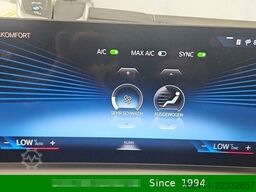 BMW 318 i Touring Driving Assistant