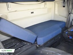 VOLVO FH 500 Globetrotter XL Side Skirts