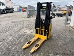 YALE MS 12 AC / Triplex: 4m! / nur 229h! / 2014