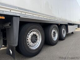 Schmitz Cargobull SKO24/L Doppelstock-Koffer, Liftachse