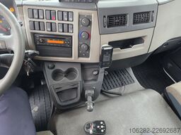 Volvo FL 250 Koffer mit Portaltüren