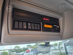 Volvo FL 250 Koffer mit Portaltüren