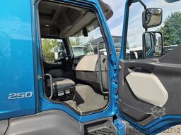 Volvo FL 250 Koffer mit Portaltüren Blatt/Luft