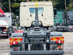 MERCEDES-BENZ Arocs 1827 4x2 HYVA-Abrollkipper