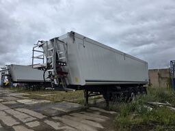 SCHMITZ CARGOBULL 50 cbm Getreidekipper, wenig benutzt, GMP
