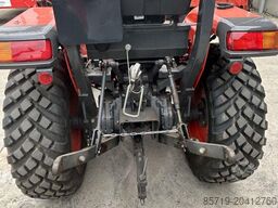 Kubota L1-382 (7325)