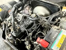 Nissan UGD 02 A 30 PQ