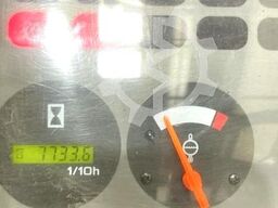 Nissan UGD 02 A 30 PQ