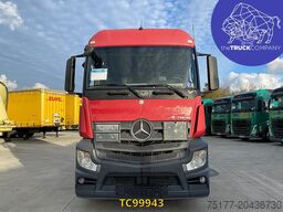 Mercedes-Benz Actros 1842