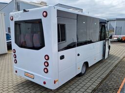 MERCEDES-BENZ 30 Sitzer Schulbus Transferbus 519 Stock