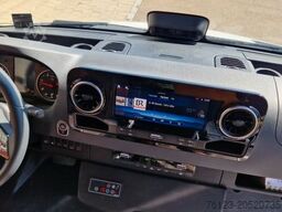 MERCEDES-BENZ 30 Sitzer Schulbus Transferbus 519 Stock