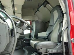 VOLVO FH 500 8X4*4 EURO 6, RETARDER, TIERKöRPERTRANSPORT VOLL LUFT