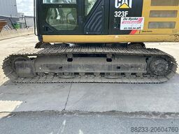 CAT 323FL