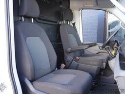 VW Crafter 2.0 TDI 177PK L3H3 EURO 6 - Airco - Nav...