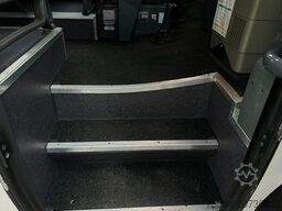 MERCEDES-BENZ Medio 4.2 D 130 kw 26 Sitze Dachklima Ahk Euro 3