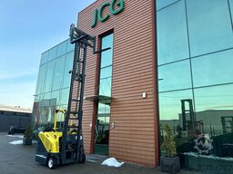 Combilift CB3000/LPG /2015 year/ Perfect condition