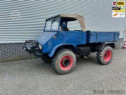 Mercedes-Benz Unimog Bosbouw lieren voor en achter