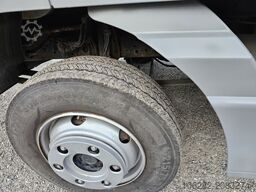 Mercedes-Benz 817/42AT7 Palfinger PK 5000 B Werkstatt